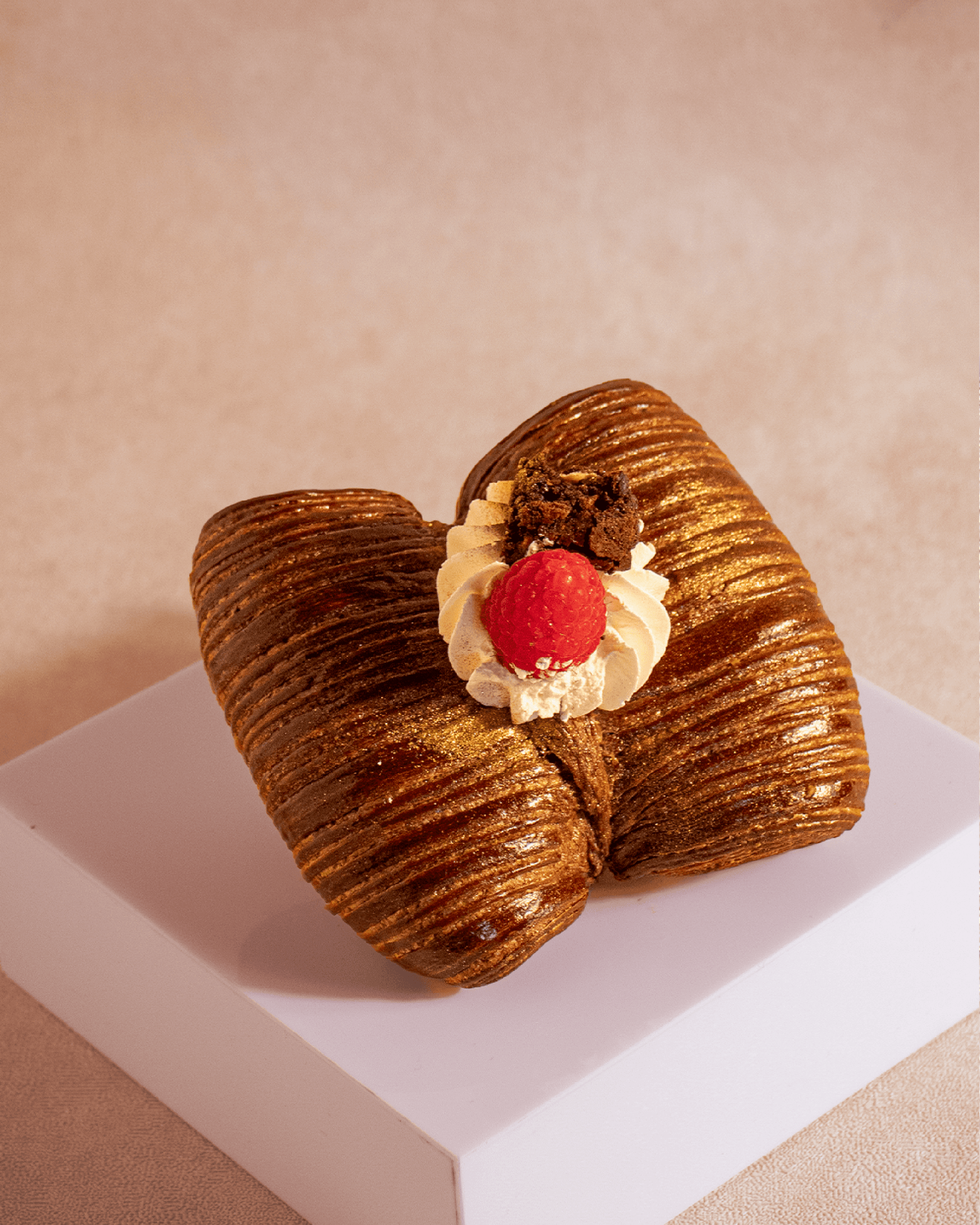 Podi Hot Chocolate Bow Croissant
