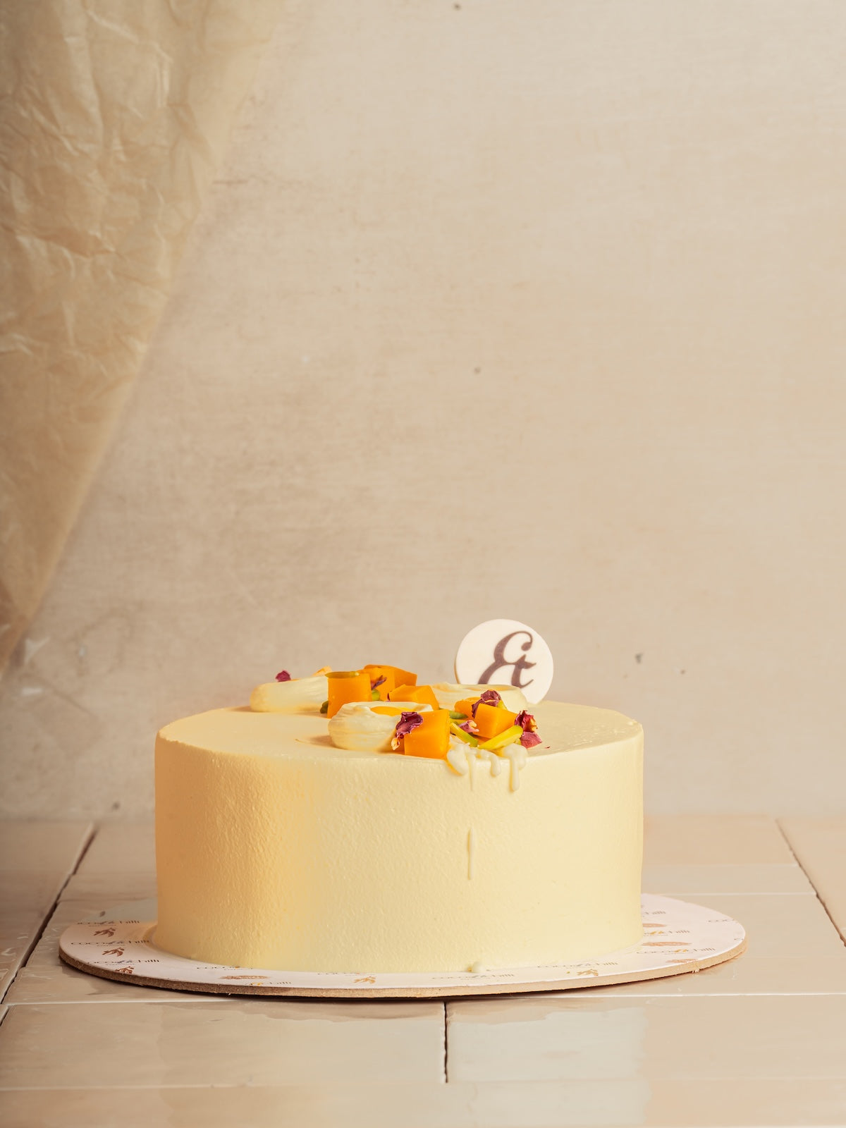 Vanilla cake w/ mango shrikhand