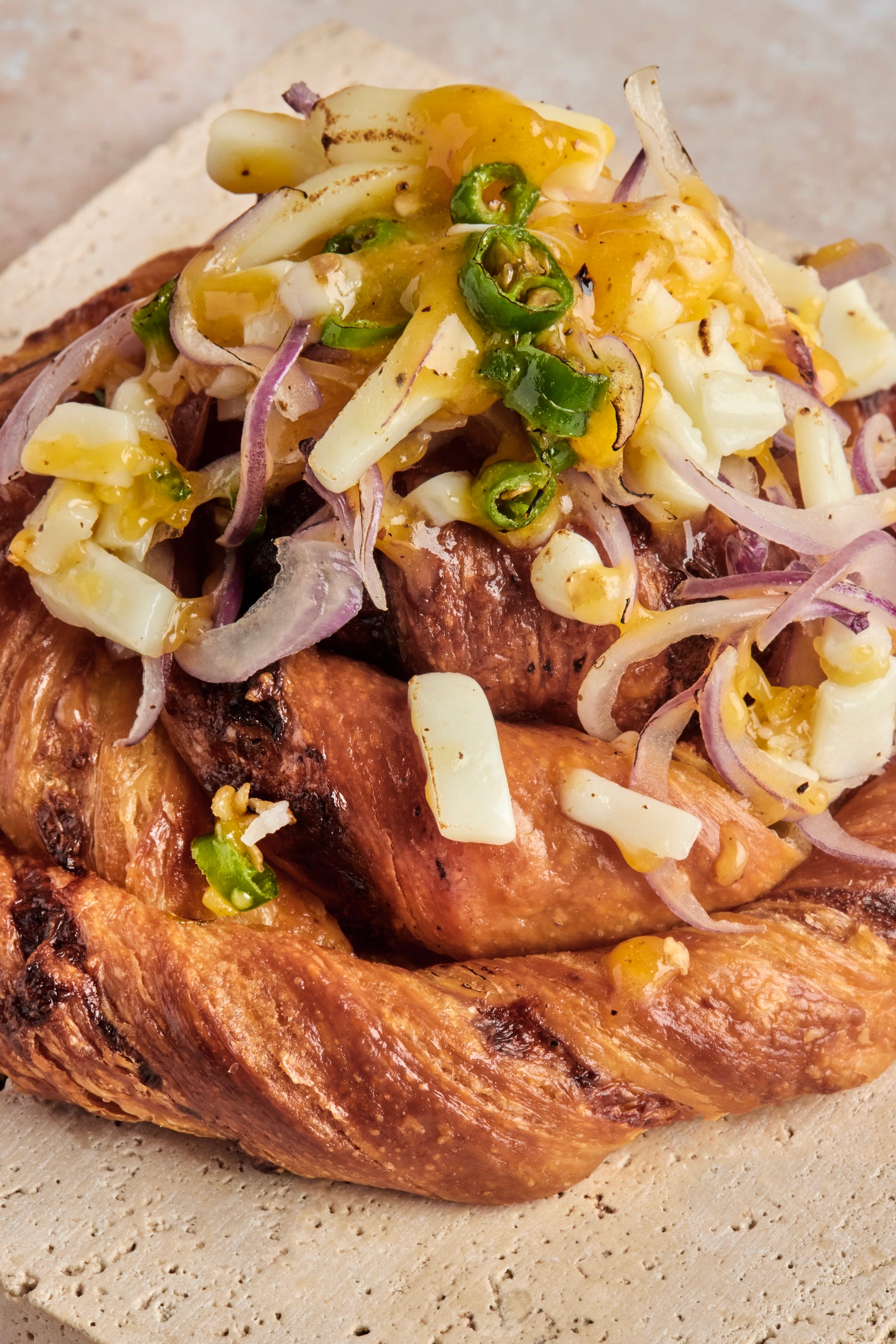 Chilli cheese croissant knots
