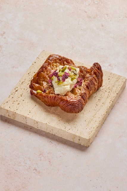 Crispy honey croissant toast w/ malai